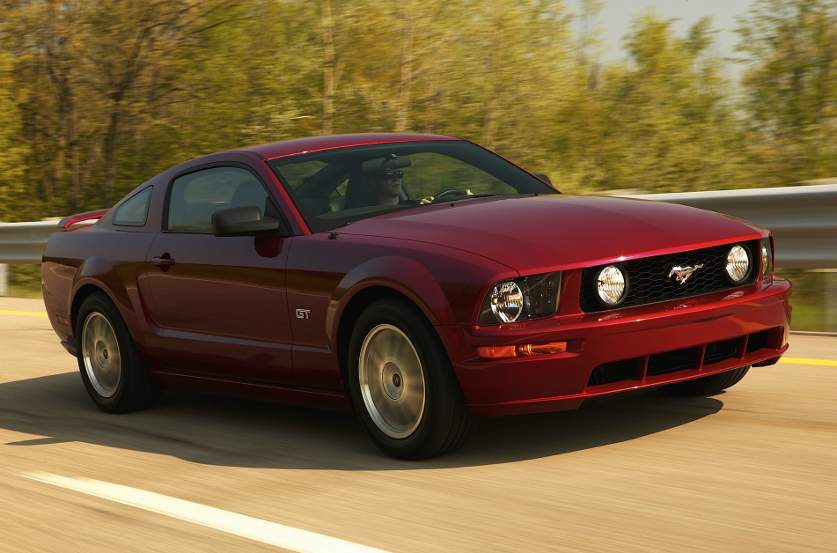 ford-mustang-5-pokoleniya-1.jpg ford-mustang-5-pokoleniya-1.jpg