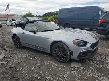 FIAT 124 SPIDER CLASSICA 2020