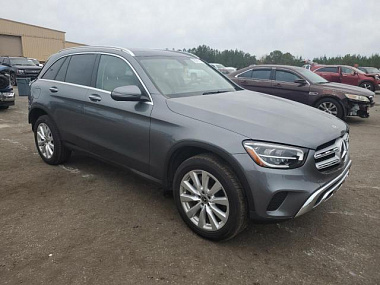 MERCEDES-BENZ GLC 300 2020