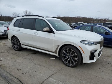 BMW X7 M50I 2021