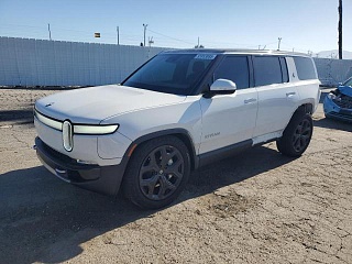 RIVIAN R1S ADVENTURE 2023