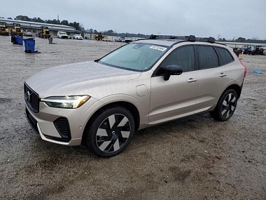 VOLVO XC60 PLUS 2024