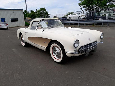 1957 CHEVROLET Corvette