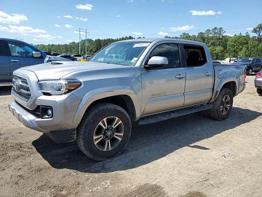 TOYOTA TACOMA DOUBLE CAB 2017