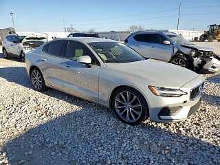 VOLVO S60 T5 MOMENTUM 2019