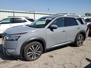 NISSAN PATHFINDER PLATINUM 2024