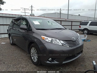 TOYOTA SIENNA XLE/LIMITED, 2017