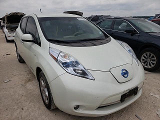 NISSAN LEAF SV 2012