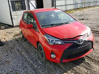 TOYOTA YARIS 2015