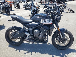 TRIUMPH TRIDENT 660 2023