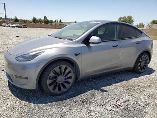 TESLA MODEL Y 2024