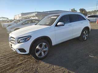 MERCEDES-BENZ GLC 300 2019