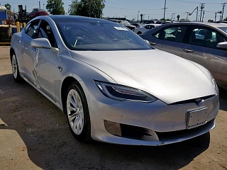   TESLA MODEL S, 2016
