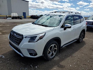 SUBARU FORESTER TOURING 2022
