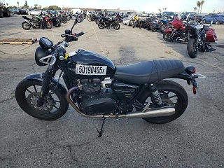 TRIUMPH STREET TWIN 2022