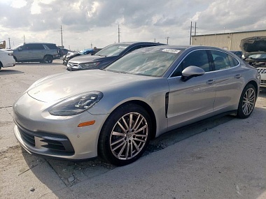 PORSCHE PANAMERA 4S 2017