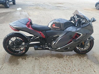 SUZUKI GSX1300 RR 2024