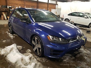 VOLKSWAGEN GOLF R 2016