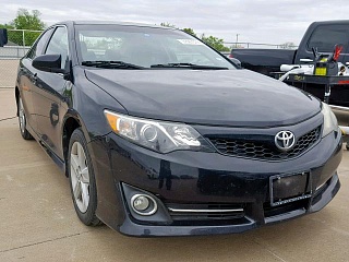TOYOTA CAMRY BASE 2012