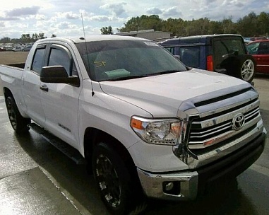 TOYOTA TUNDRA DOUBLE CAB 2017