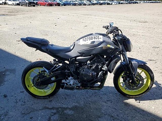 YAMAHA FZ07 2016