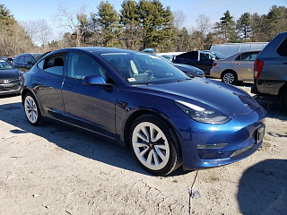 TESLA MODEL 3 2022