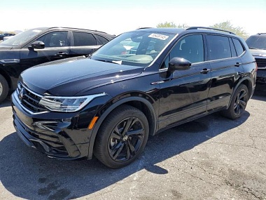 VOLKSWAGEN TIGUAN SE R-LINE BLACK 2024