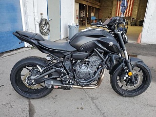 YAMAHA MT07 2024