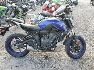 YAMAHA MT07 2021