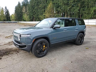 RIVIAN R1S PREMIUM 2025