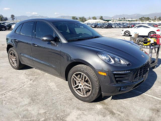 PORSCHE MACAN 2018
