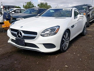 MERCEDES-BENZ SLC 300