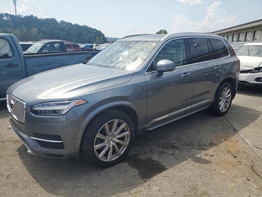 VOLVO XC90 T8 2017