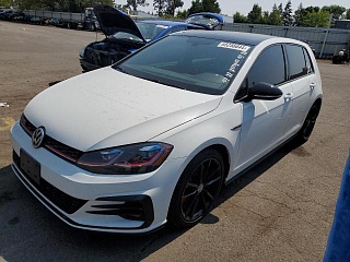 VOLKSWAGEN GTI S 2021