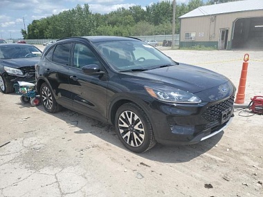 FORD ESCAPE SE SPORT 2020