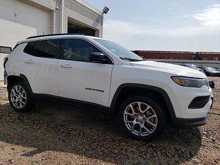 JEEP COMPASS LATITUDE LUX 2023