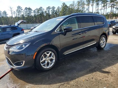 CHRYSLER PACIFICA TOURING PLUS 2018