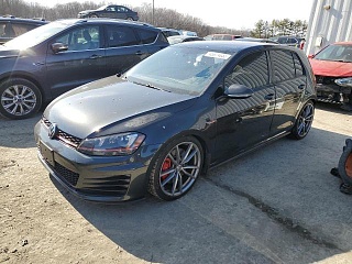 VOLKSWAGEN GOLF GTI SPORT 2017