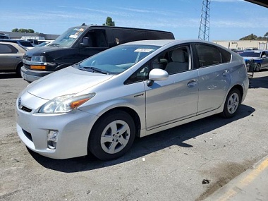 TOYOTA PRIUS 2011