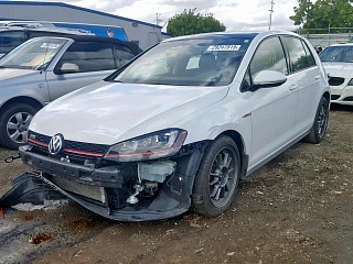 VOLKSWAGEN GTI S/SE 2016