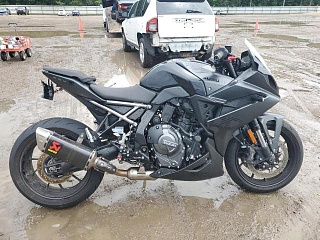 SUZUKI GSX800 F 2024
