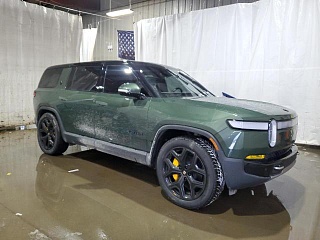 RIVIAN R1S ADVENTURE 2023