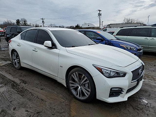 INFINITI Q50 RED SPORT 400 2016