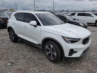VOLVO XC40 PLUS 2023