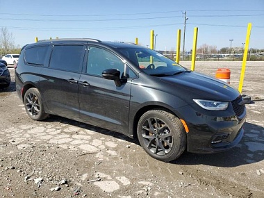 CHRYSLER PACIFICA LIMITED 2021