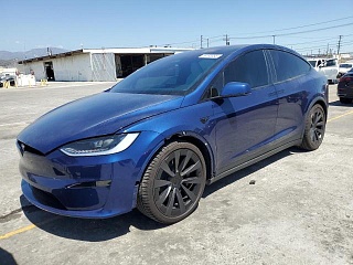 TESLA MODEL X 2024