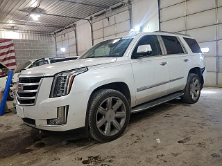CADILLAC ESCALADE LUXURY 2017