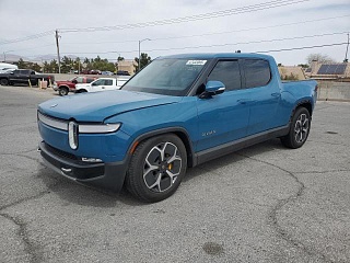RIVIAN R1T ADVENTURE 2023