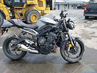 TRIUMPH MOTORCYCLE STREET TRIPLE 765 RS 2024