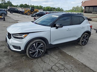 VOLVO XC40 T5 R-DESIGN 2020